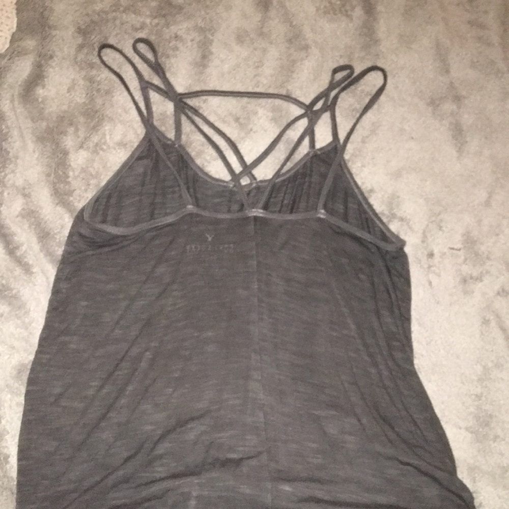 Tank tops - Picture 2 of 3